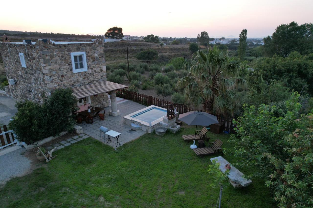 Traditional Kos Villa With Swimming Pool, Lawn Yard And Bbq Exterior foto