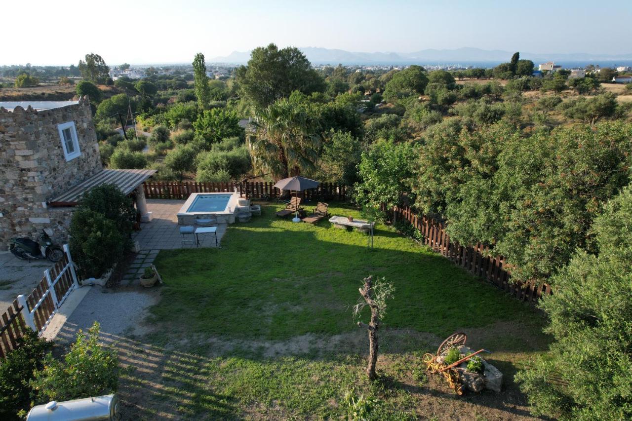 Traditional Kos Villa With Swimming Pool, Lawn Yard And Bbq Exterior foto