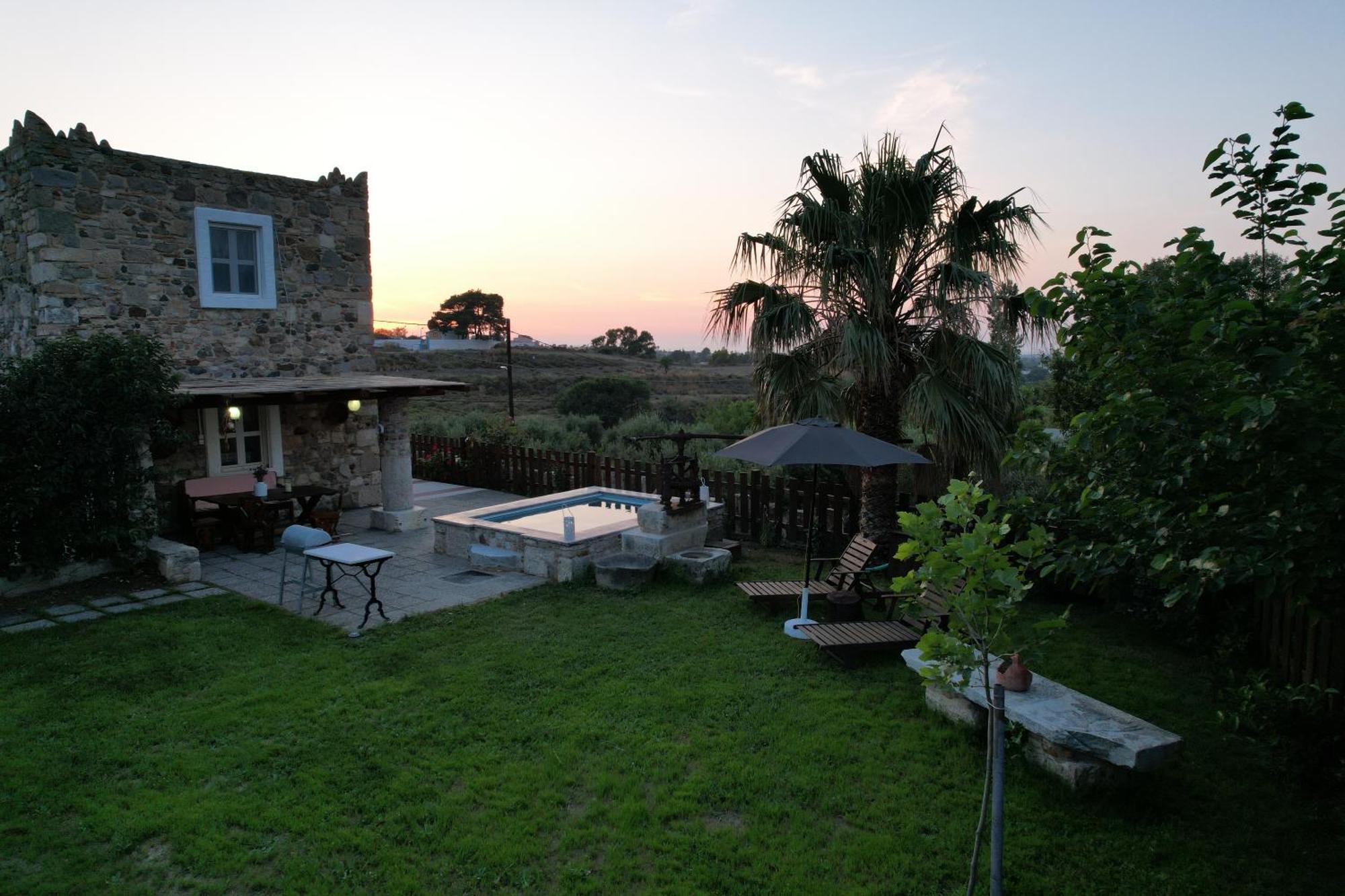 Traditional Kos Villa With Swimming Pool, Lawn Yard And Bbq Exterior foto